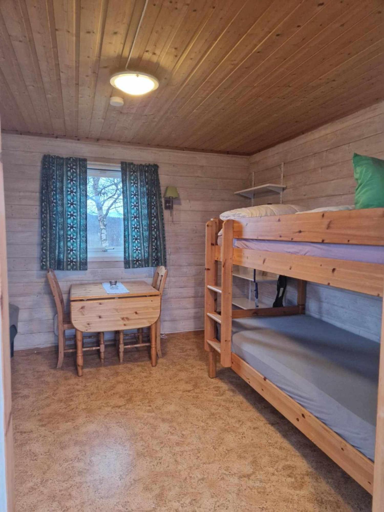 Bungalaven Lodge As Børselv Chambre photo